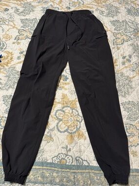 lululemon athletica Men's Black Cargo Jogger Pants